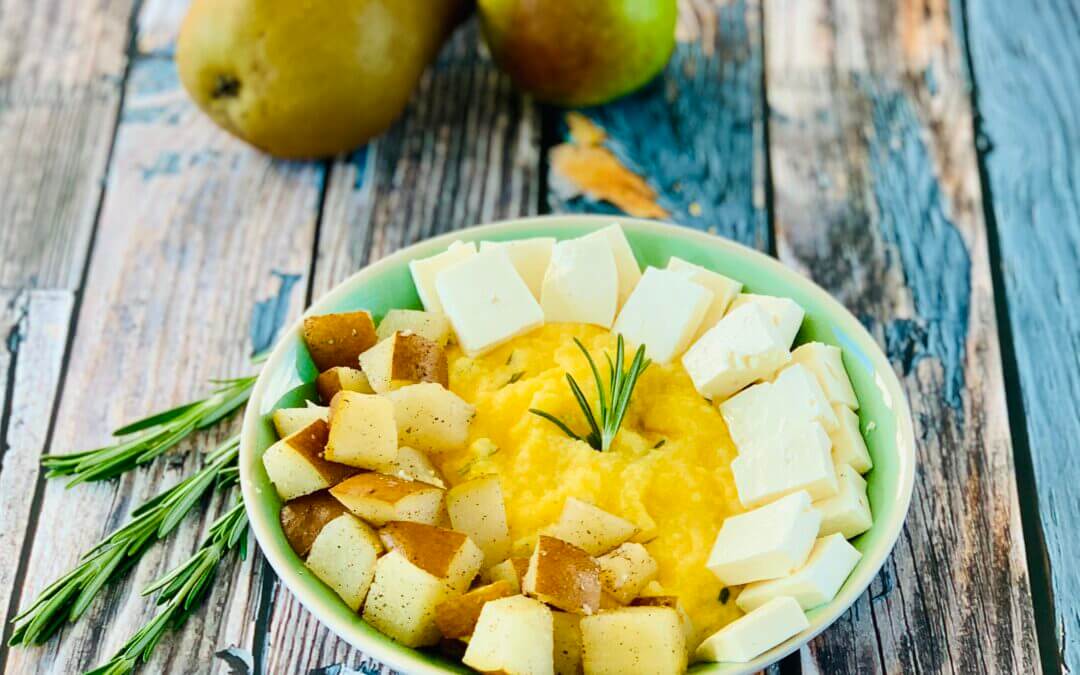 Rosmarin Mais Bowl mit Vanille Birne und Feta
