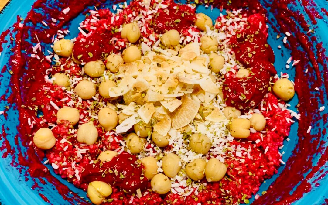Rote Beete Kokos Couscous Bowl mit Kichererbsen
