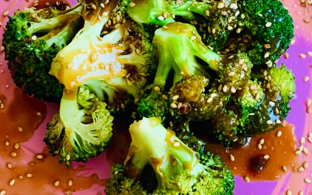 Gerösteter Brokkoli mit Soja Orangen Sauce