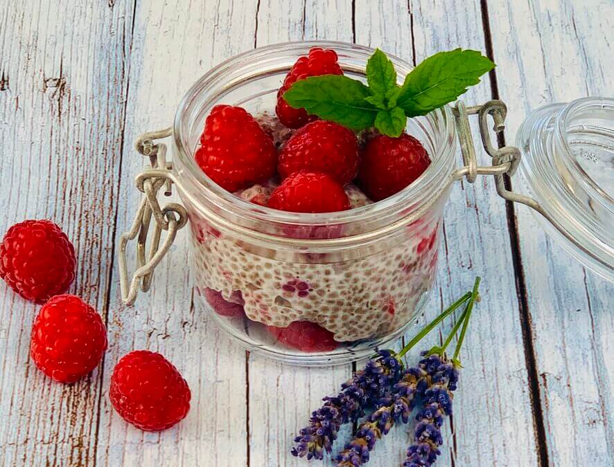 Lavendel Himbeer Chia Pudding