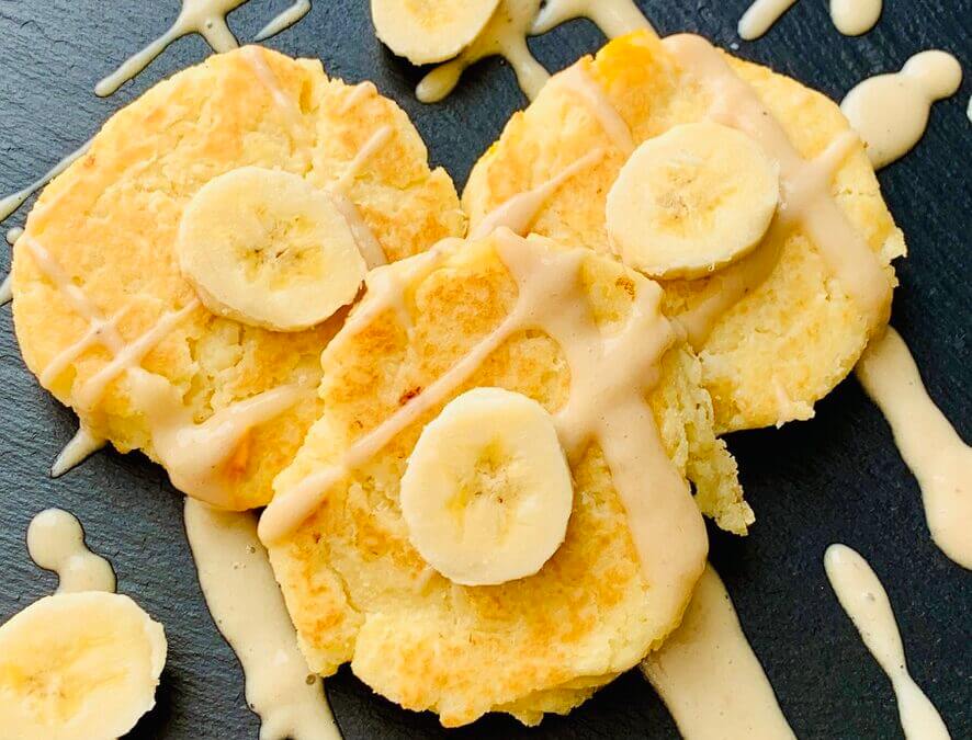 Couscous Pancakes mit Mandelbananen Creme