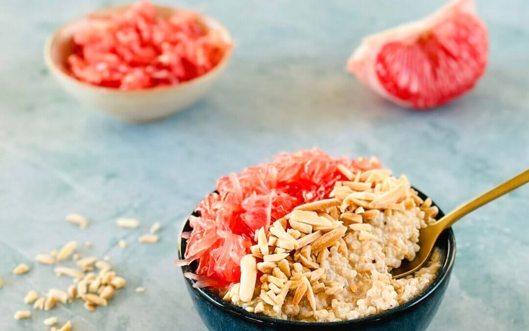 Vanille Quinoa Porridge mit Pomelo