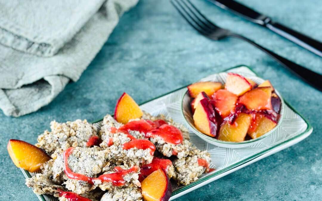 Frühstücks Haferflocken Kaiserschmarrn mit Pflaumenkompott